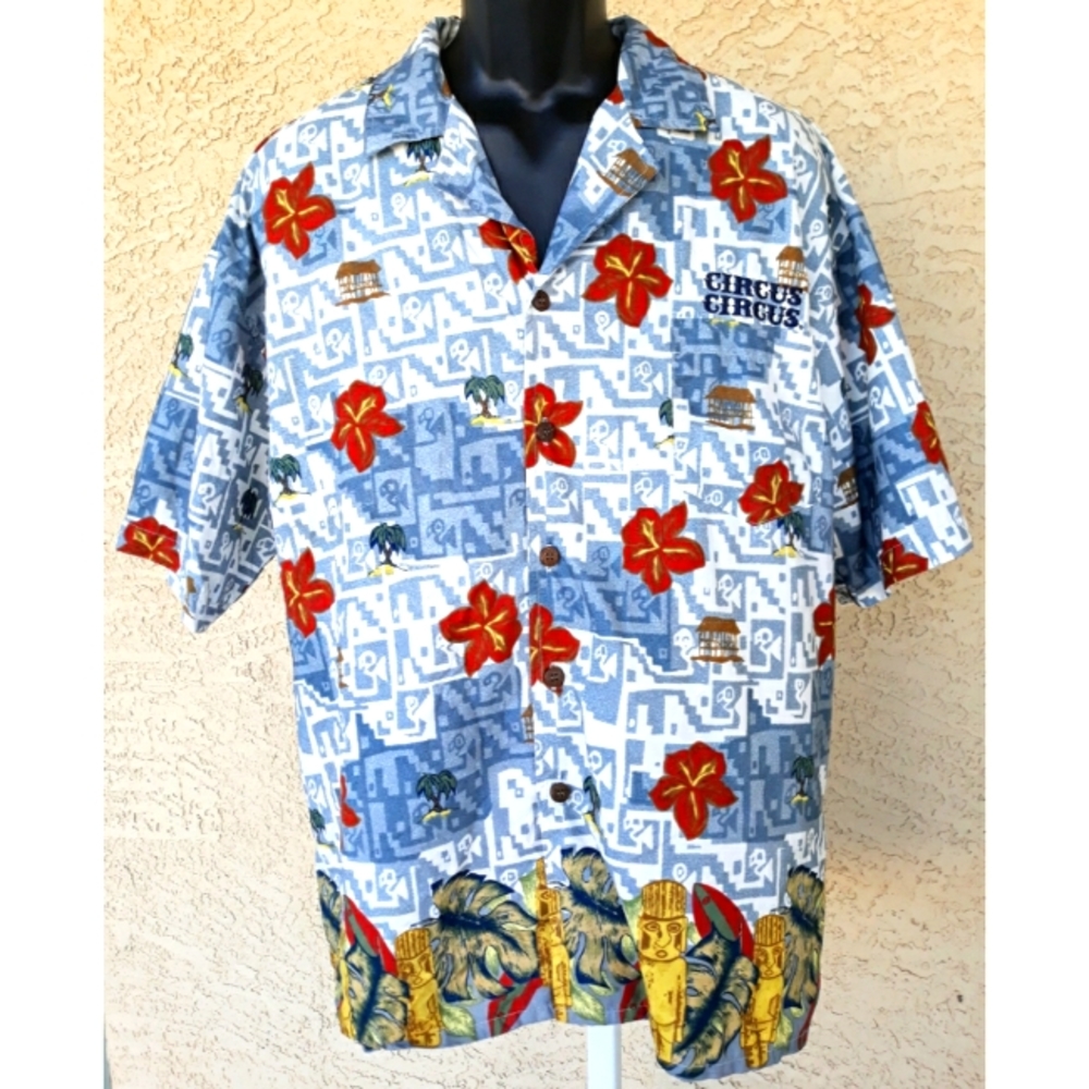 Circus Circus Hawaiian button front casual shirt